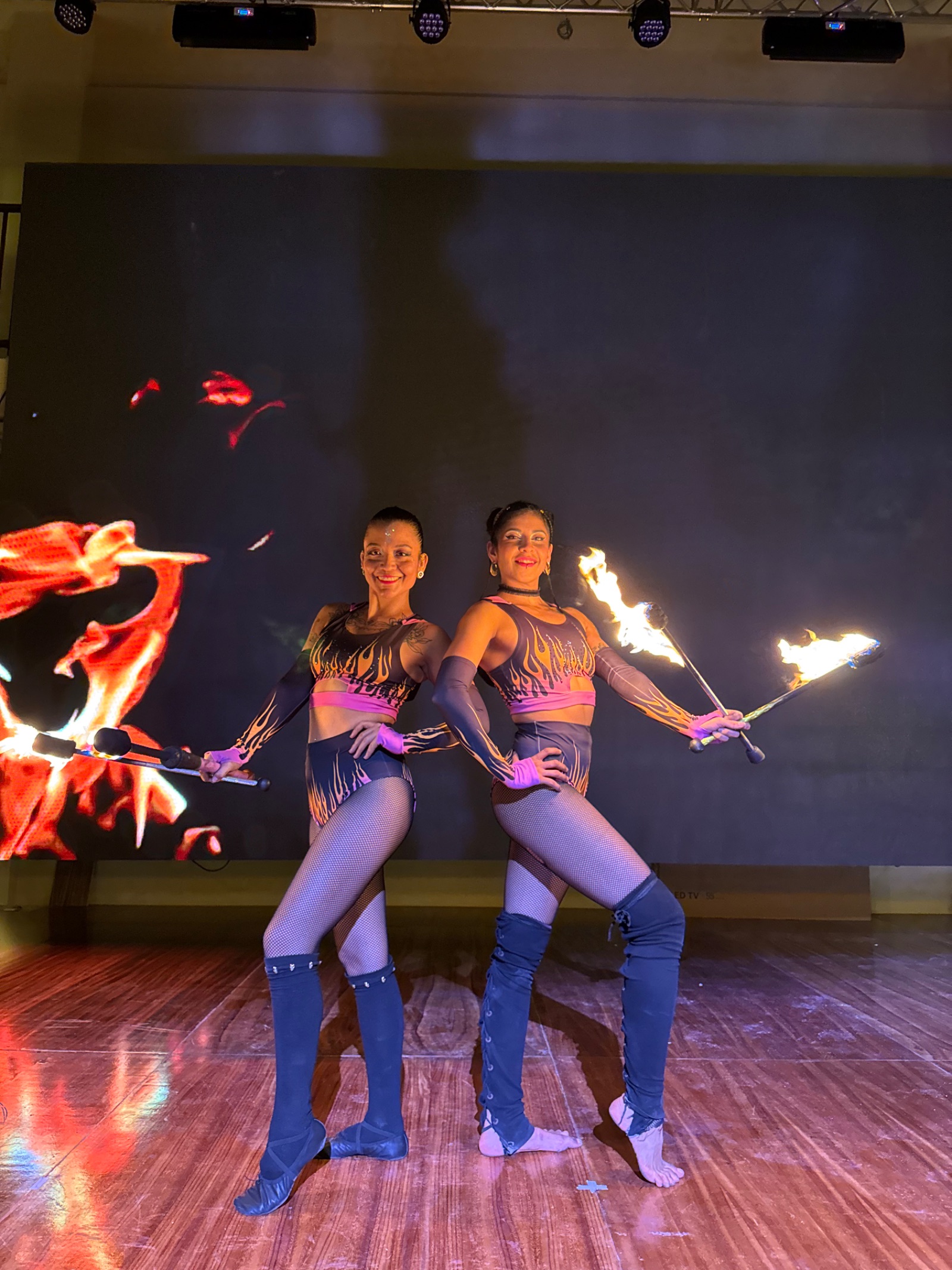 Bailarinas de fuego